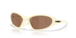 แว่นกันแดด Oakley Portal Jacket OO9536-03 ครีม Prizm Tungsten Polarized แว่นกันแดด Oakley OO9536-03 มุมเฉียง สีครีม สำหรับทุกเพศ