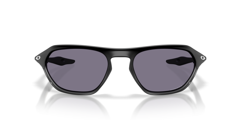 แว่นกันแดด Oakley OO9537-01 ด้านหน้า