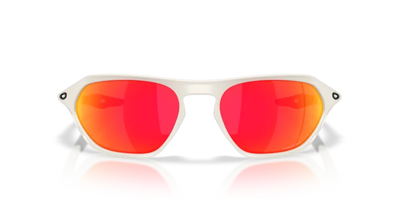 แว่นกันแดด Oakley OO9537-05 ด้านหน้า