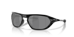 แว่นกันแดด Oakley Cage Jacket OO9537-08 ดำขัดเงา Prizm Black Polarized แว่นกันแดด Oakley OO9537-08 มุมเฉียง สีดำขัดเงา สำหรับทุกเพศ