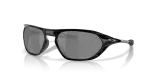 แว่นกันแดด Oakley OO9537-08 มุมเฉียง สีดำขัดเงา สำหรับทุกเพศ