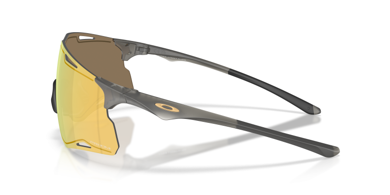 แว่นกันแดด Oakley OO9538D-03 มุมข้าง ขาแว่นสีเทาควันด้าน