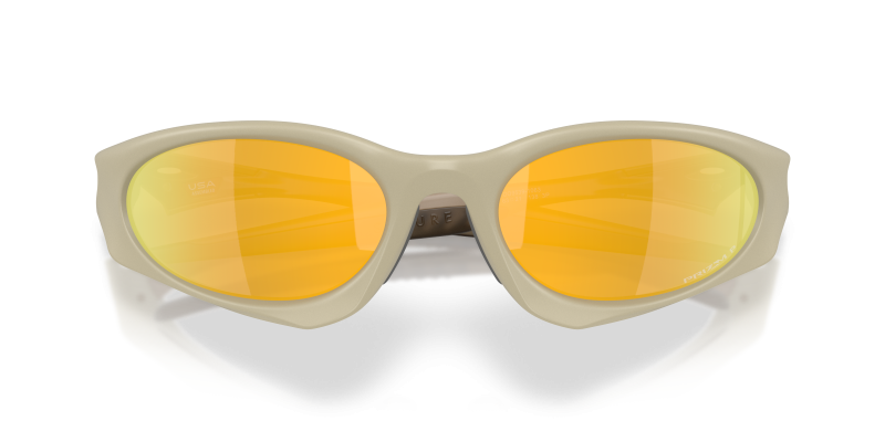 แว่นกันแดด Oakley OO9539-10 close-up ด้านหน้า