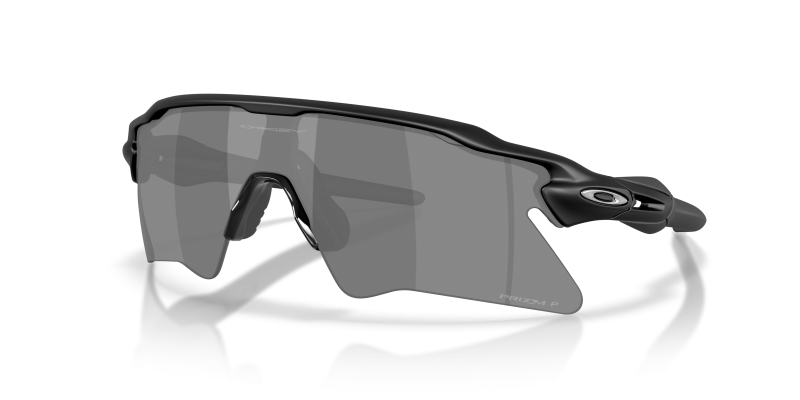 แว่นกันแดด Oakley Radar EV Heater OO9541-02 Matte Black Prizm Black Polarized แว่นกันแดด Oakley OO9541-02 มุมเฉียง สีดำด้าน สำหรับทุกเพศ