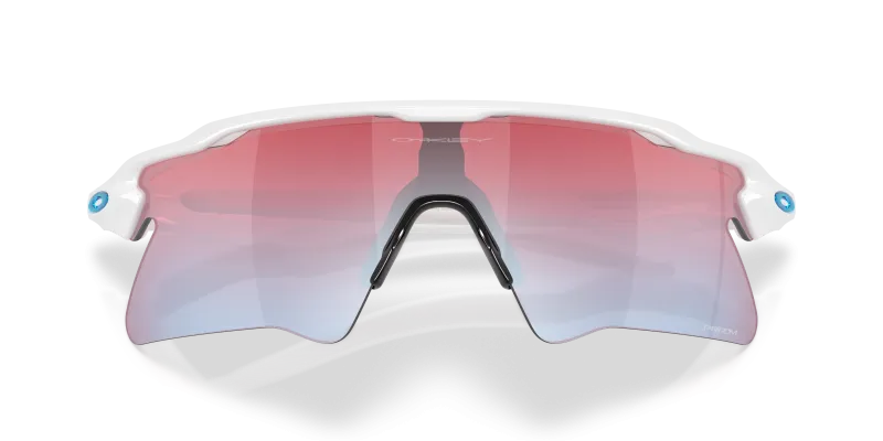 แว่นกันแดด Oakley OO9541-05 close-up ด้านหน้า
