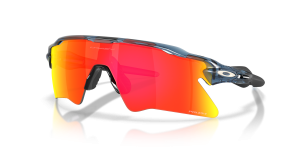 แว่นกันแดด Oakley OO9541-07 มุมเฉียง สีห้วงเหวโปร่งใส สำหรับทุกเพศ