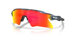 แว่นกันแดด Oakley OO9541-07 มุมเฉียง สีห้วงเหวโปร่งใส สำหรับทุกเพศ