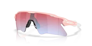 แว่นกันแดด Oakley OO9541-08 มุมเฉียง สี Pink Milkshake สำหรับทุกเพศ