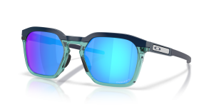 แว่นกันแดด Oakley OO9555-03 มุมเฉียง สี Abyss สำหรับทุกเพศ