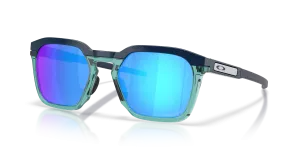 แว่นกันแดด Oakley OO9555-03 มุมเฉียง สี Abyss สำหรับทุกเพศ