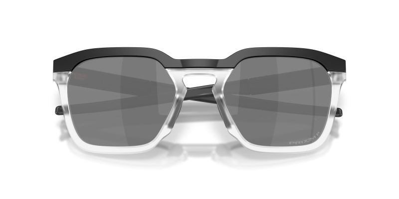 แว่นกันแดด Oakley OO9555-05 close-up ด้านหน้า