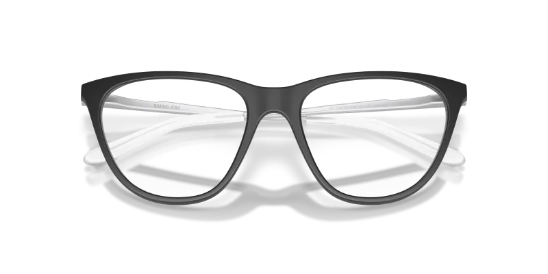 แว่นสายตา Oakley OX8202-01 close-up ด้านหน้า