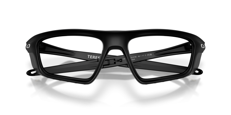 แว่นสายตา Oakley OX8215-01 close-up ด้านหน้า