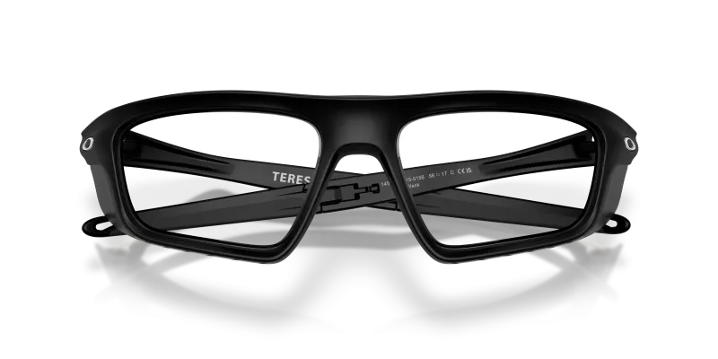 แว่นสายตา Oakley OX8215-01 close-up ด้านหน้า