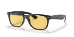 Rayban RB2132F-601/R6 แว่นกันแดดเวย์แฟเรอร์ดำเลนส์เหลืองคลาสสิก สำหรับทุกเพศ