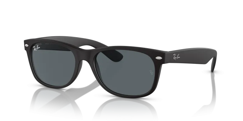 Rayban RB2132F-622/R5 แว่นกันแดดผิวด้านดำรับเบอร์เลนส์น้ำเงิน สำหรับทุกเพศ