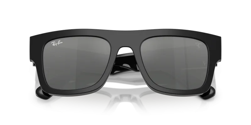 แว่นกันแดด Rayban RB2217M-F60188 close-up ด้านหน้า