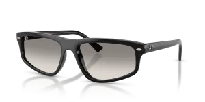 Rayban RB2225 901/32 แว่นกันแดดดำเลนส์ไล่ระดับสีเทา ใส่ได้ทั้งชายและหญิง
