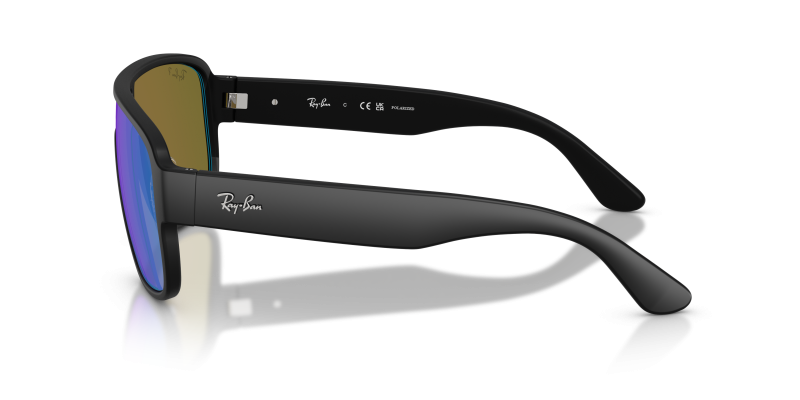 แว่นกันแดด Rayban RB2229-901SA1 มุมข้าง ขาแว่นสีดำด้าน