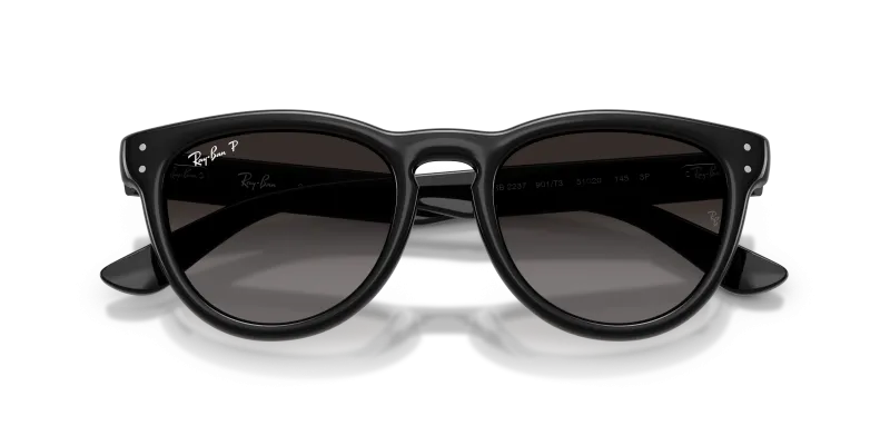แว่นกันแดด Rayban RB2237-901/T3 close-up ด้านหน้า