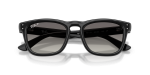 แว่นกันแดด Rayban RB2238-901/T3 Black Polar Light Grey Gradient Grey แว่นกันแดด Rayban RB2238-901/T3 close-up ด้านหน้า