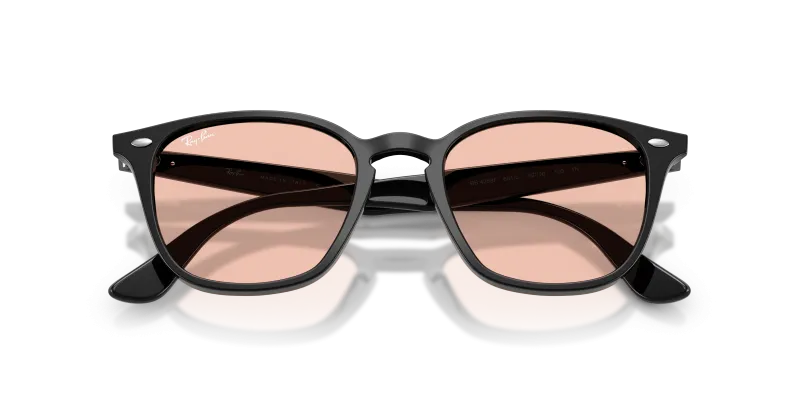 Rayban RB4258F 601/5 close-up ด้านหน้า