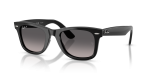 Rayban Wayfarer Ease RB4340 601/M3 แว่นกันแดดสีดำเลนส์โพลาไรซ์เทาไล่ระดับ ยูนิเซ็กซ์