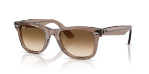 แว่นกันแดด Rayban RB4340-682751 มุมเฉียง สีน้ำตาลอ่อนโปร่งใส สำหรับทุกเพศ