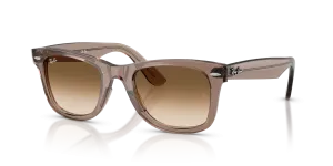 แว่นกันแดด Rayban RB4340-682751 มุมเฉียง สีน้ำตาลอ่อนโปร่งใส สำหรับทุกเพศ