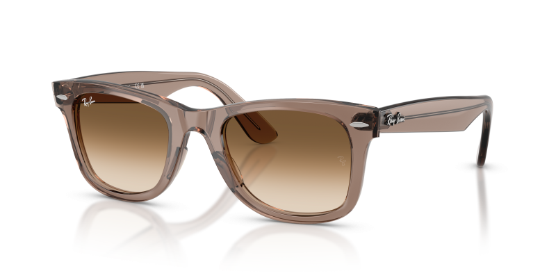 แว่นกันแดด Rayban RB4340-682751 มุมเฉียง สีน้ำตาลอ่อนโปร่งใส สำหรับทุกเพศ