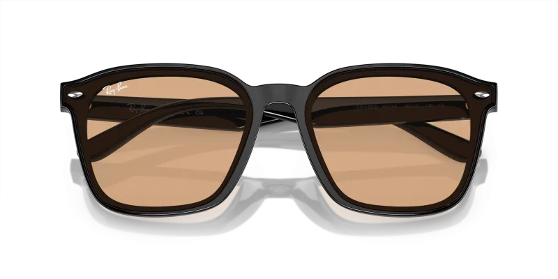 Rayban RB4392D 601/93 close-up ด้านหน้า