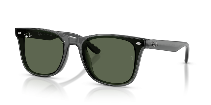 แว่นกันแดด Rayban RB4420-691971 มุมเฉียง สีเทาโปร่งใส สำหรับทุกเพศ