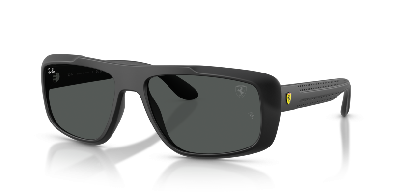 แว่นกันแดด Rayban RB4479M-F60287 Matte Black Grey แว่นกันแดด Rayban RB4479M-F60287 มุมเฉียง สีดำด้าน สำหรับทุกเพศ