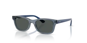 แว่นกันแดด Rayban RJ9086SF-711087 มุมเฉียง สีน้ำเงินโปร่งใส สำหรับเด็กทุกเพศ
