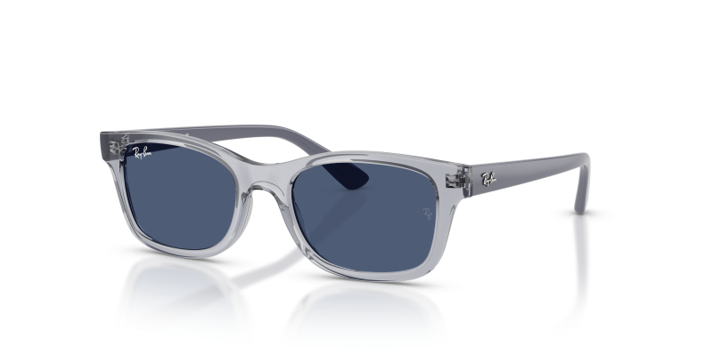 แว่นกันแดด Rayban RJ9086SF-719880 Transparent Grey Blue แว่นกันแดด Rayban RJ9086SF-719880 มุมเฉียง สีเทาโปร่งใส สำหรับเด็กทุกเพศ