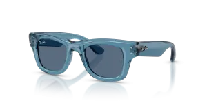 แว่นกันแดด Rayban RJ9240S-722280 มุมเฉียง สีน้ำเงินโปร่งใส สำหรับเด็กทุกเพศ