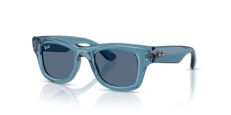 แว่นกันแดด Rayban RJ9240S-722280 Transparent Blue Dark Blue แว่นกันแดด Rayban RJ9240S-722280 มุมเฉียง สีน้ำเงินโปร่งใส สำหรับเด็กทุกเพศ