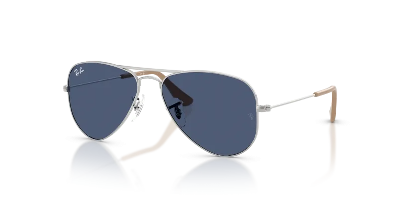 แว่นกันแดด Rayban Junior Aviator RJ9506S-301/80 Silver Dark Blue Rayban RJ9506S-301/80 แว่นกันแดดเด็ก เงิน (Silver) เลนส์น้ำเงินเข้ม เด็ก