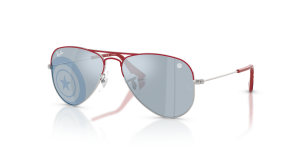 แว่นกันแดด Rayban RJ9506S-305/U3 มุมเฉียง เงินพร้อมด้านบนสีแดง สำหรับเด็กทุกเพศ