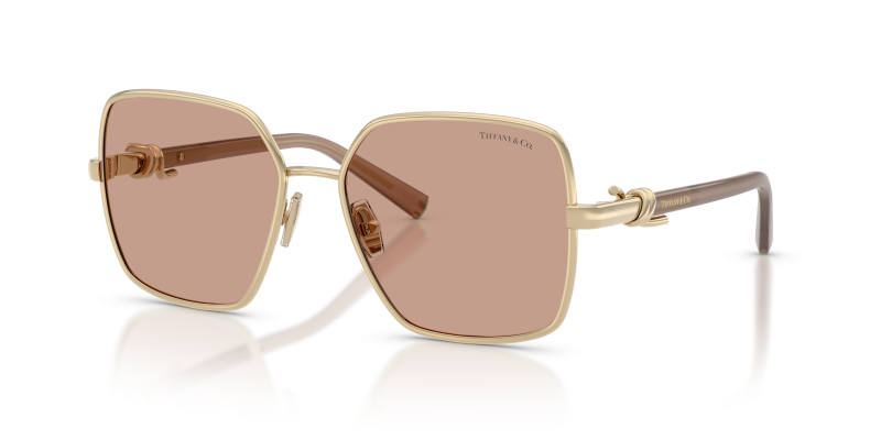 แว่นกันแดด Tiffany & Co TF3122-602173 มุมเฉียง สีทองอ่อน สำหรับผู้หญิง
