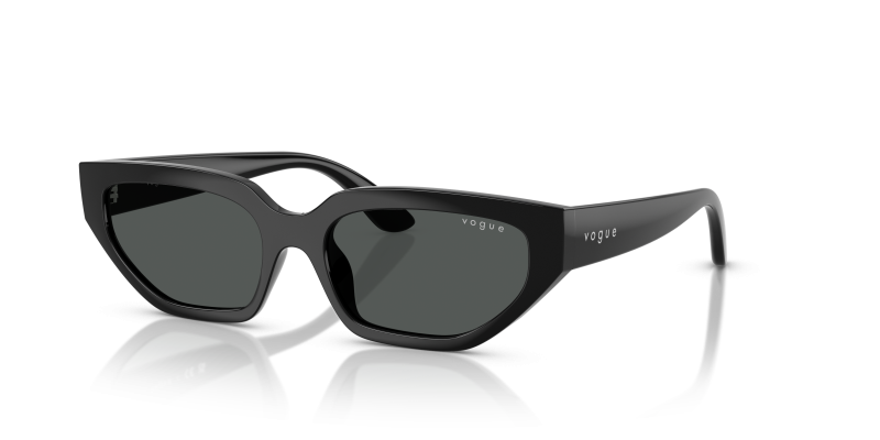 แว่นกันแดด Vogue VJ2029 W44/87 Black Dark Grey Vogue VJ2029 W44/87 แว่นกันแดดเด็กทรงเรขาคณิตไม่สม่ำเสมอสีดำเลนส์เทาเข้ม สำหรับเด็กผู้หญิง