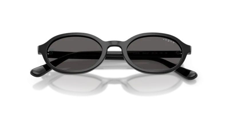 แว่นกันแดด Vogue VJ2036-W44/87 close-up ด้านหน้า