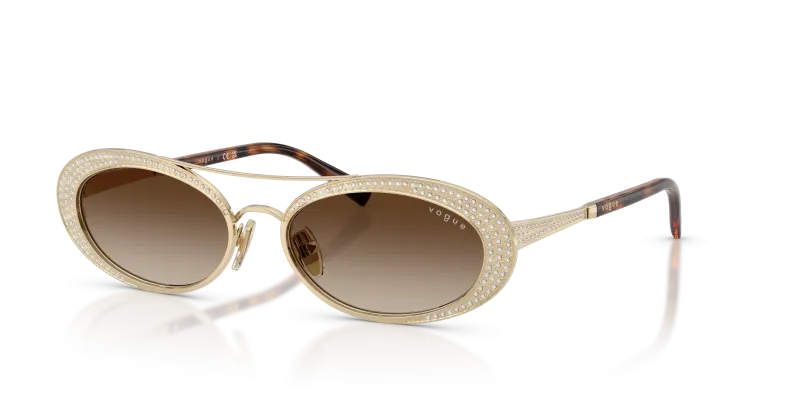 แว่นกันแดด Vogue VO4348SB 848/13 Pale Gold Gradient Brown Vogue VO4348SB 848/13 แว่นกันแดดสีทองอ่อน ประดับคริสตัล ผู้หญิง