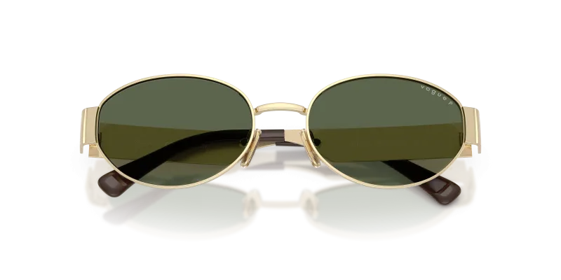 แว่นกันแดด Vogue VO4362S 848/9A close-up ด้านหน้า