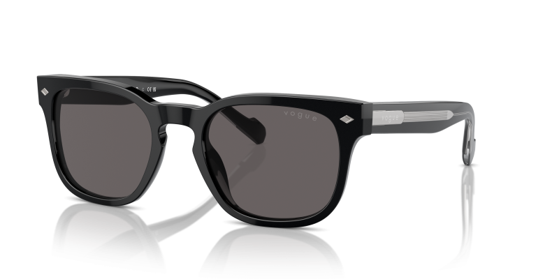 Vogue VO5571S W44/87 แว่นกันแดดเลนส์สโมคดำ ทรงเหลี่ยม สำหรับผู้ชาย
