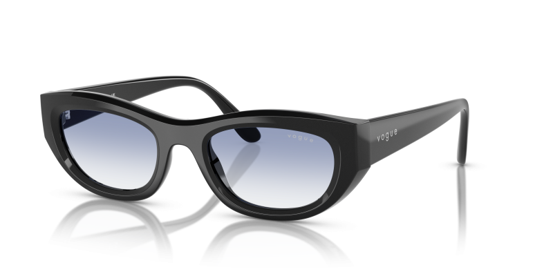 แว่นกันแดด Vogue VO5616S W44/19 Black Clear Blue Gradient Vogue VO5616S W44/19 แว่นกันแดดทรงตาแมวเลนส์ฟ้าใส สำหรับผู้หญิง