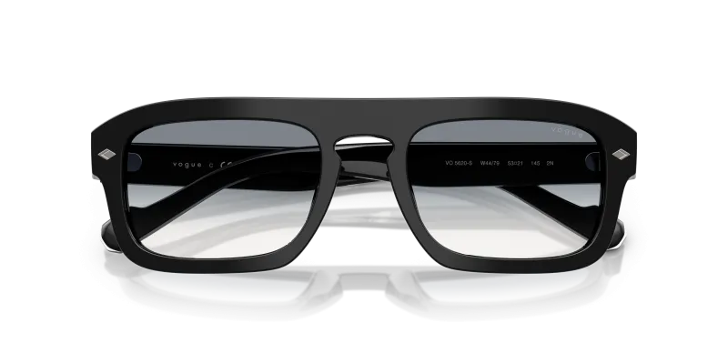 Vogue VO5620S W44/79 close-up ด้านหน้า
