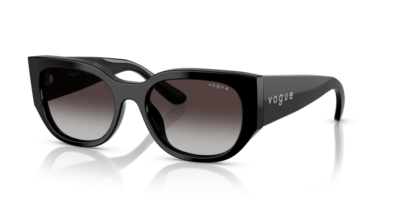Vogue VO5641SU W44/8G แว่นกันแดดสีดำเลนส์ไล่ระดับเทา สำหรับผู้หญิง