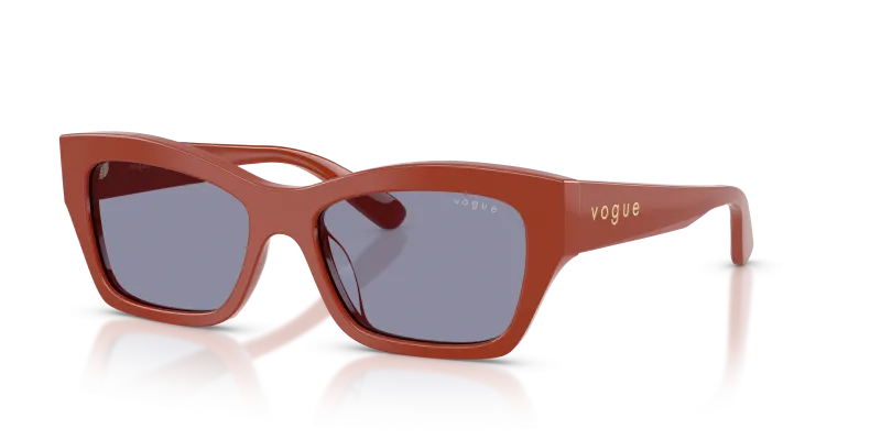 แว่นกันแดด Vogue VO5658SU 3244/1 Brick Grey Lavender Vogue VO5658SU 3244/1 แว่นกันแดดสีอิฐทรงผีเสื้อ สำหรับผู้หญิง