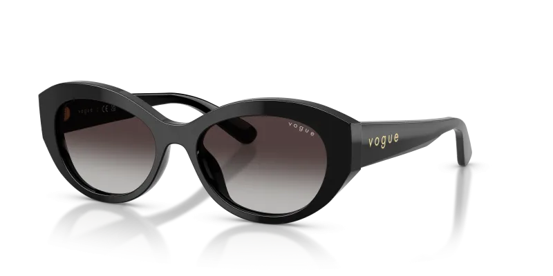 Vogue VO5659SU W44/8G แว่นกันแดดสีดำเลนส์ไล่ระดับเทา สำหรับผู้หญิง